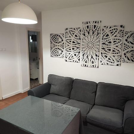 Vts Los Remedios Apartman Sevilla Kültér fotó